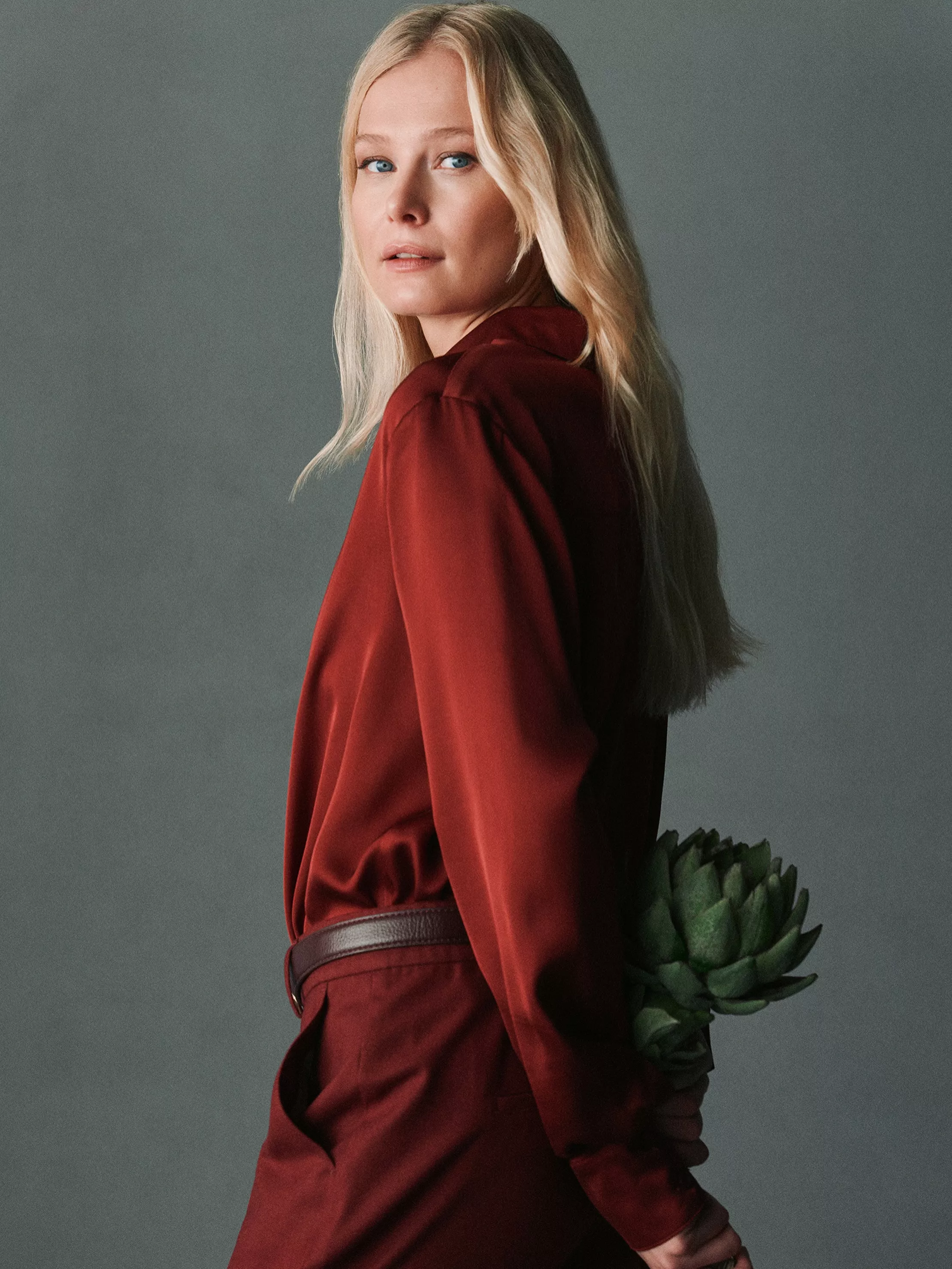 Zeitlose Eleganz hat viele Facetten. Rot. Bordeaux. Und alles dazwischen. Genau unsere Farben für den Herbst.

#TONIFashion #simplythebest