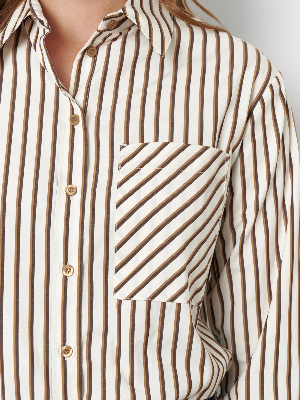 Damenbluse Clyde in Creme/Braun, Gestreiftes Hemd aus Baumwolle, Detailansicht