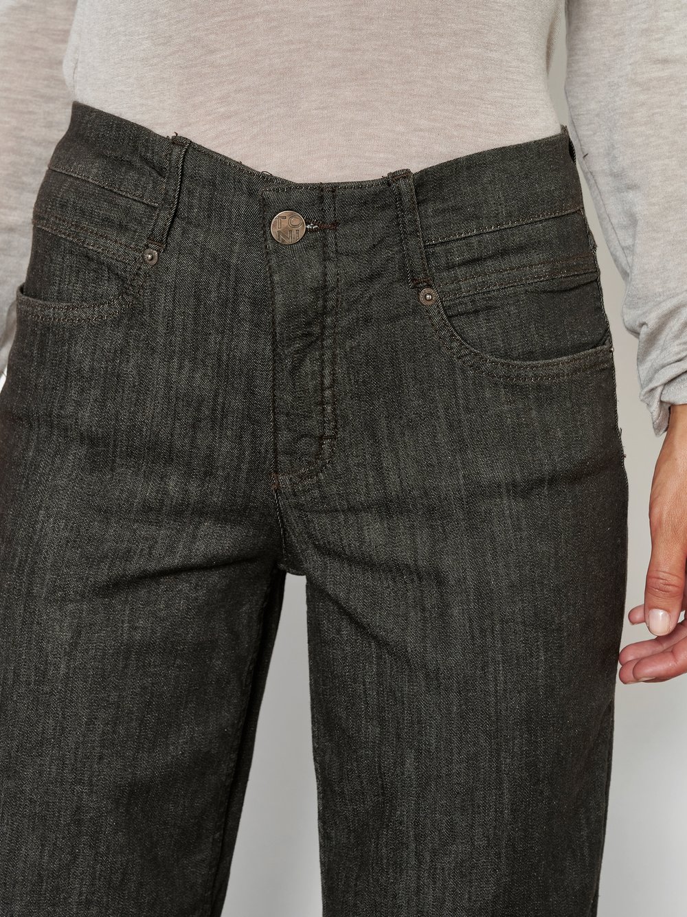 Damenjeans Liv Wide in Dunkelbraun, wide-Leg Jeans, Detailansicht