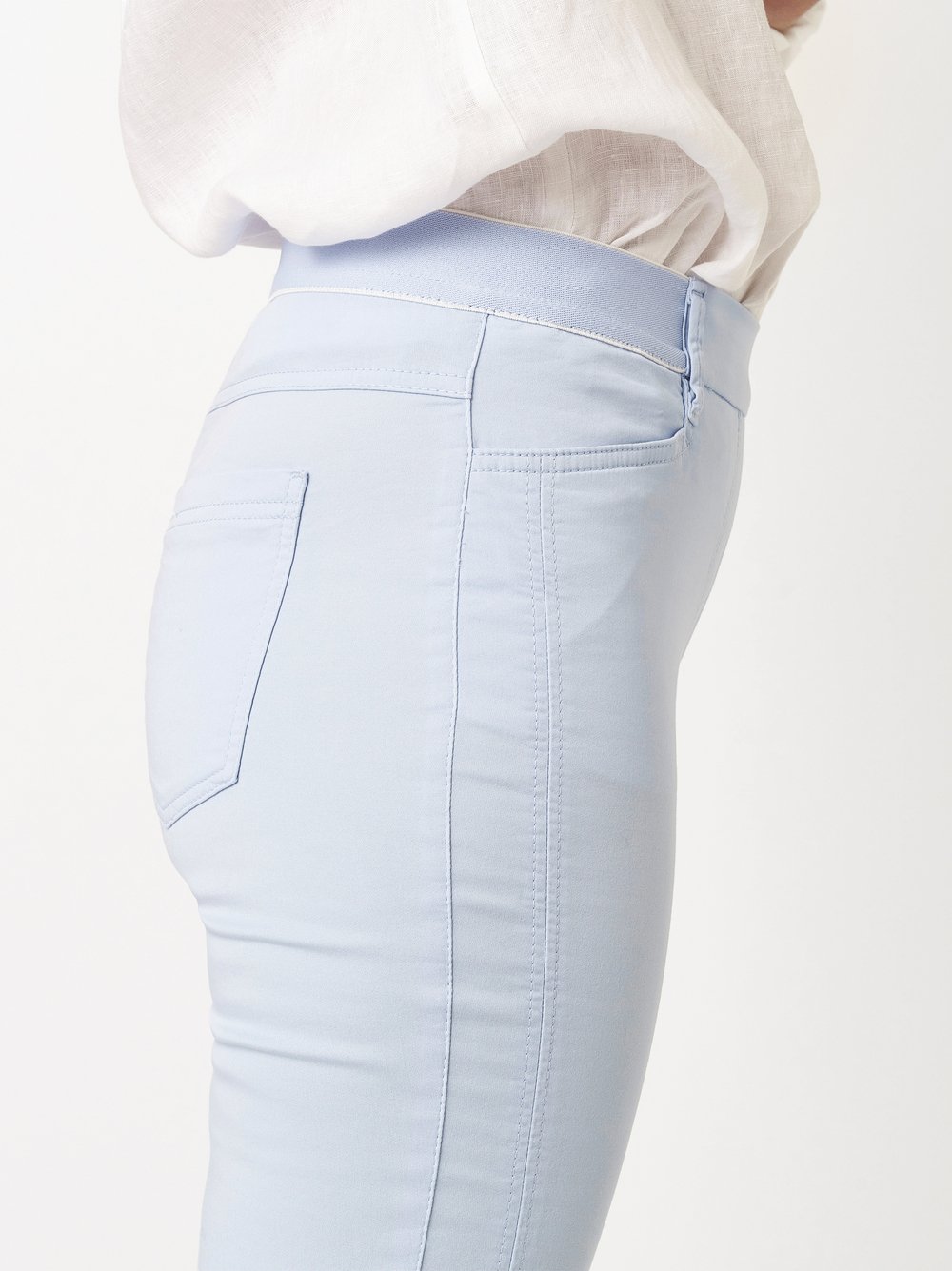 Hose Alice light blue Detailansicht