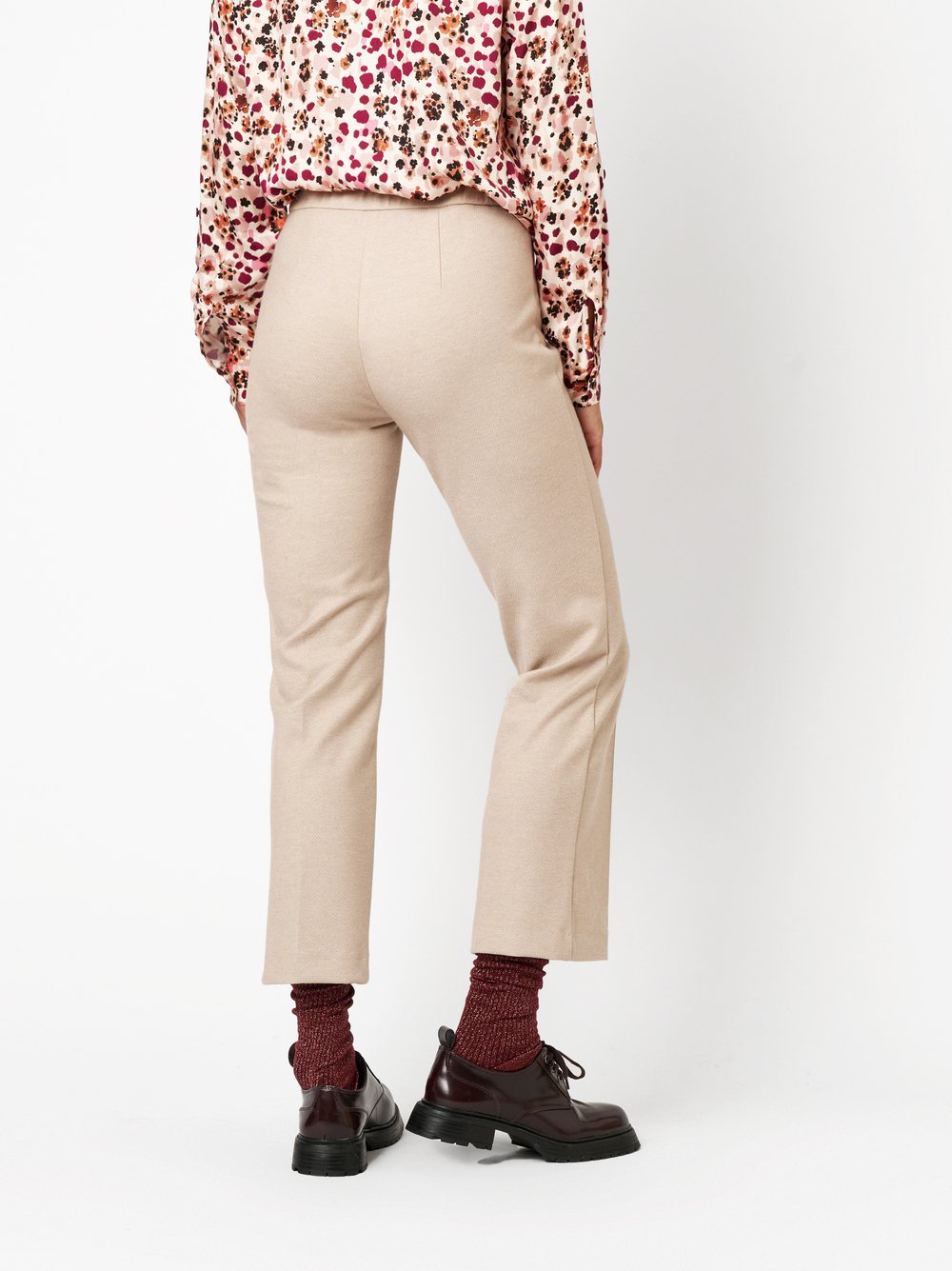 Trousers Jenny beige rear view