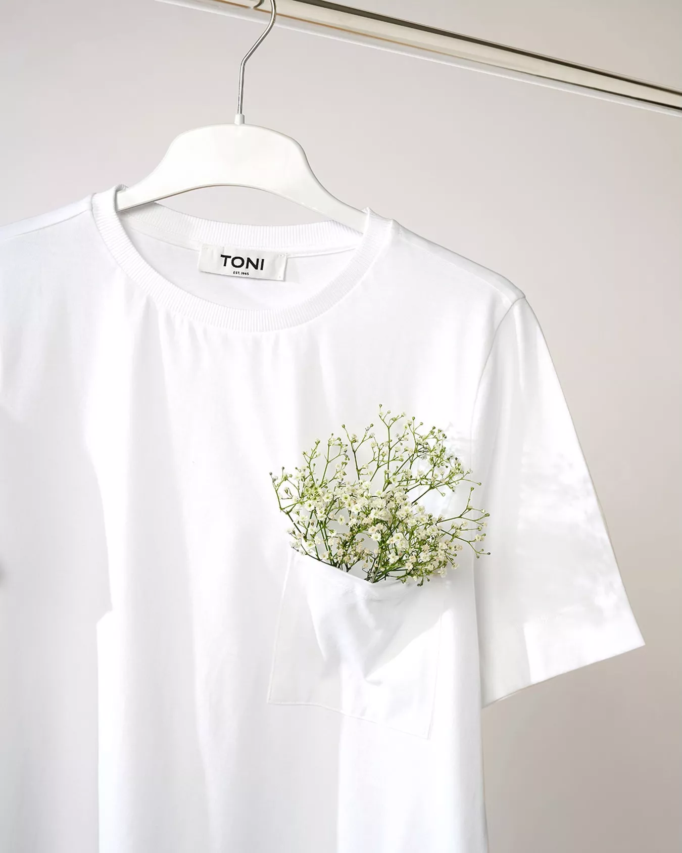 Easy, simpel und bereit für sonnige Tage.
 
#TONIFashion #simplythebest