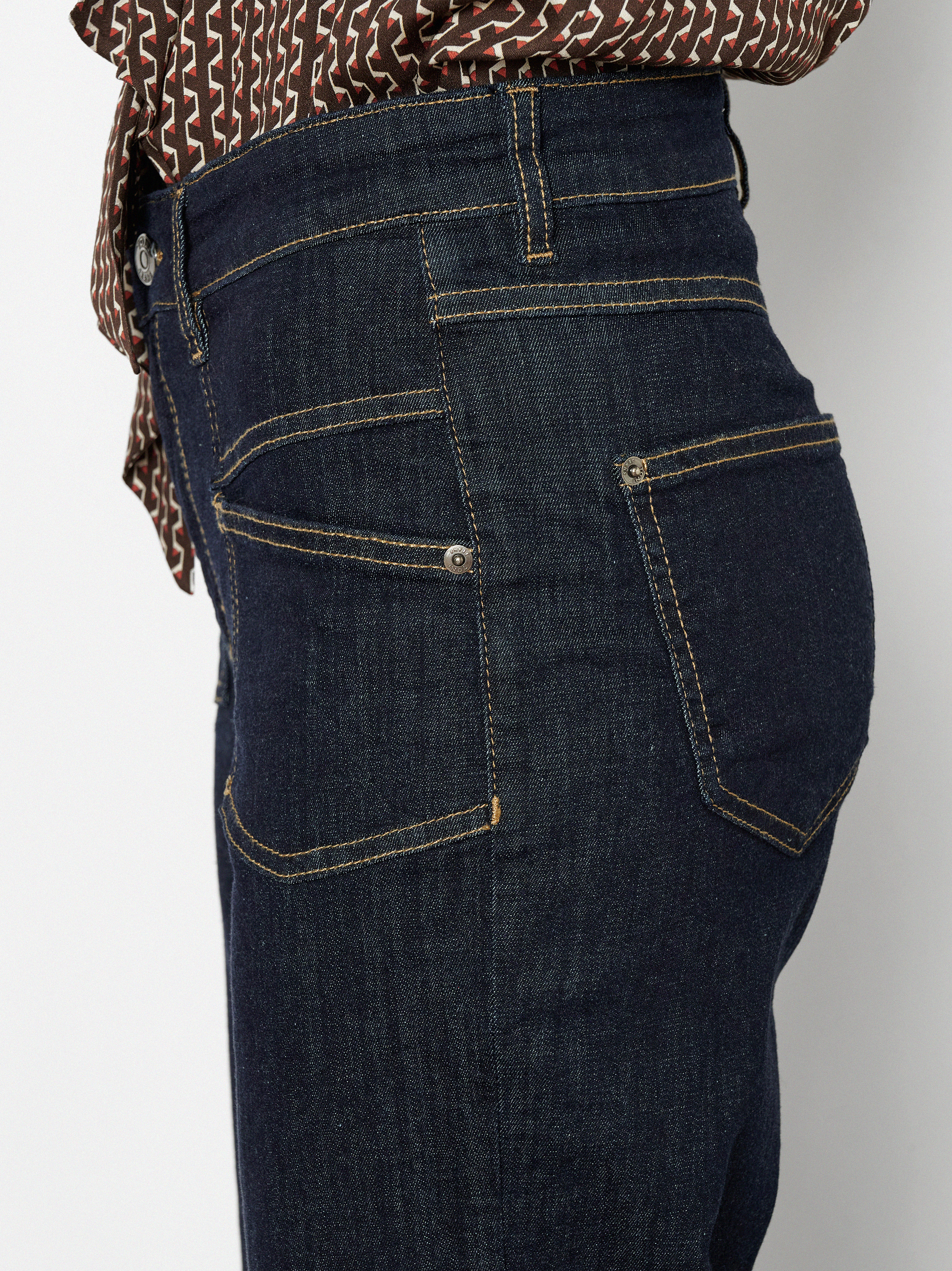 Damenjeans Liv Wide 7/8 in Rinsed Blue, 7/8 Wide-Leg Jeans mit grafischen Fronttaschen, Detailansicht