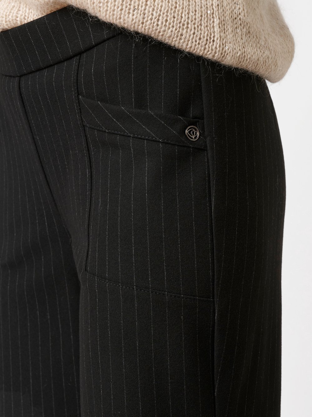 Hose Sue black Detailansicht