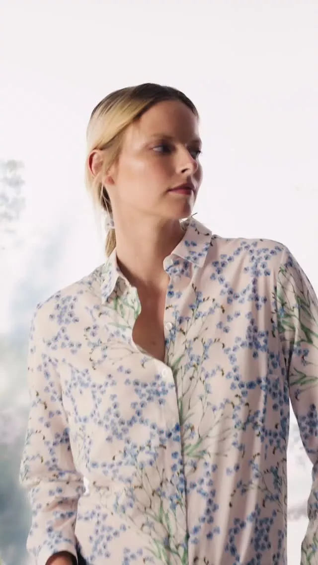 Blue meets Bloom.
Kühler Denim, softe Pastelle und florale Akzente verschmelzen zu einem Look, der ruhig wirkt und trotzdem lebendig ist.
 
New Arrivals mit Leichtigkeit 🤍 jetzt entdecken auf www.toni-fashion.de

#TONIFashion #ShadesOfBlue