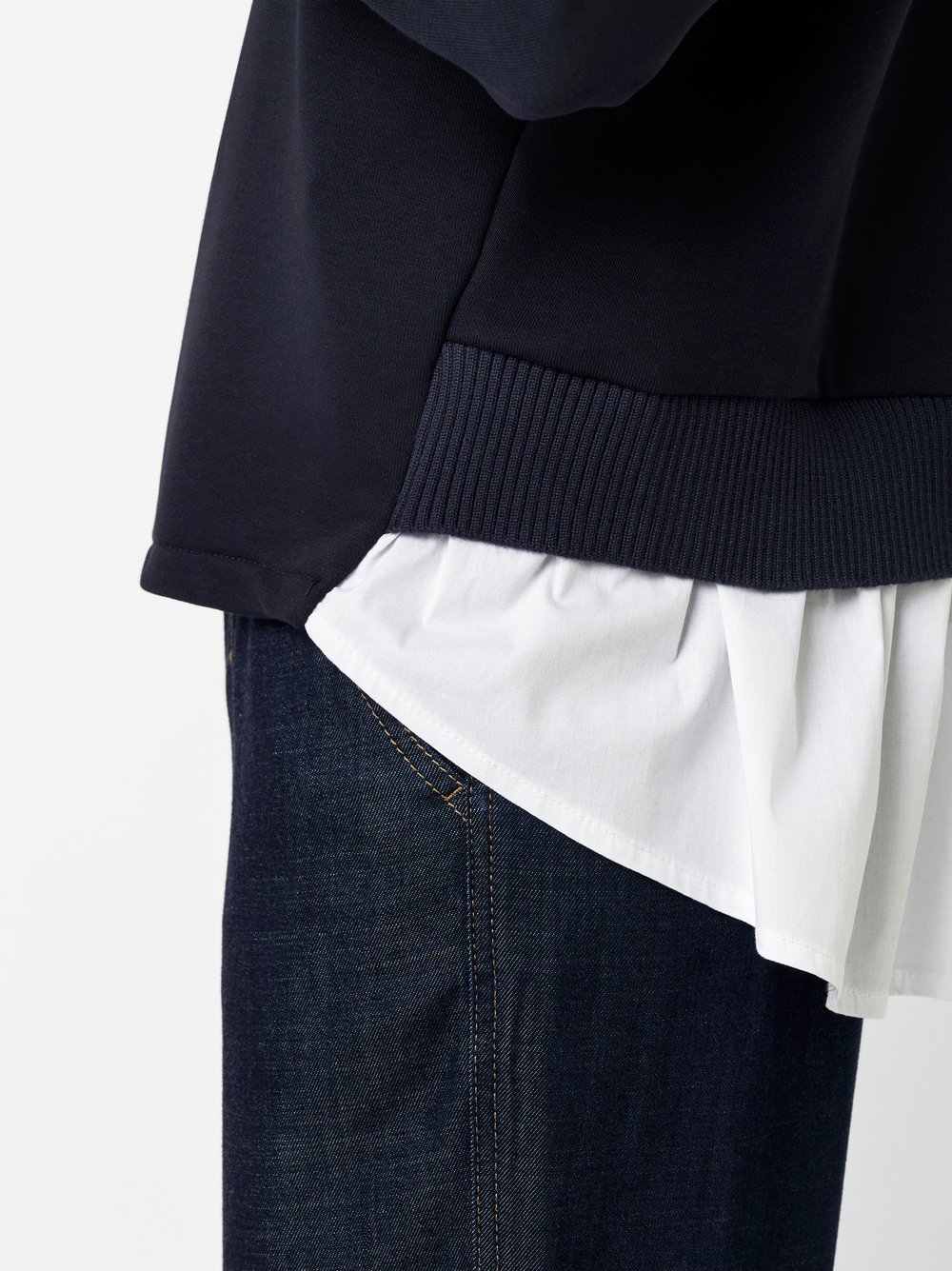 Sweater Esme dark blue detail view Sweater Esme dark blue detail view