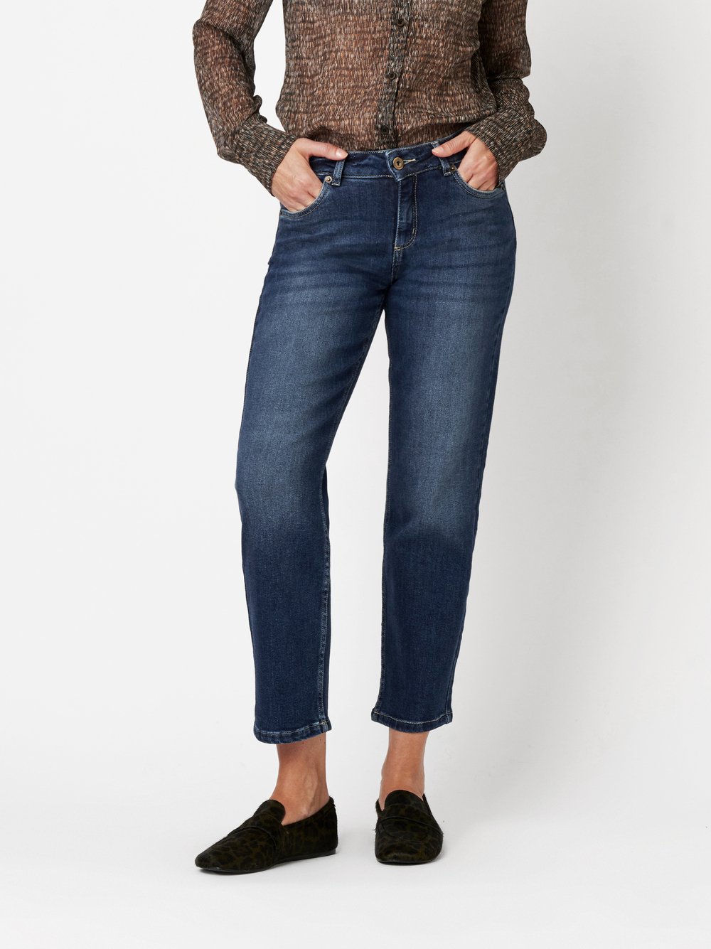 Jeans Ella mid blue Vorderansicht Jeans Ella mid blue Vorderansicht