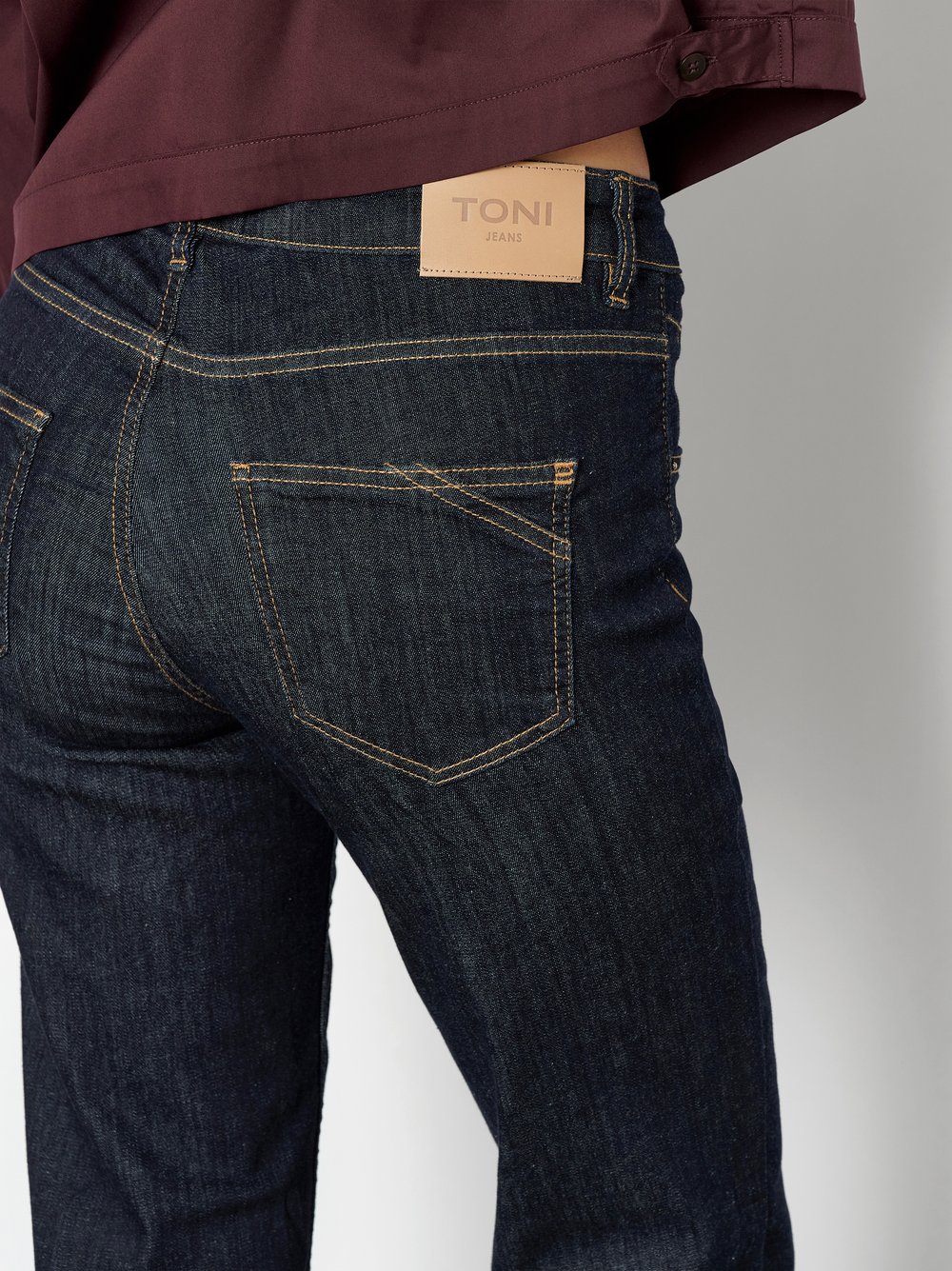 Damenjeans Liv in Rinsed Blue, straight-Fit Jeans aus Colour Denim, zweite Detailansicht