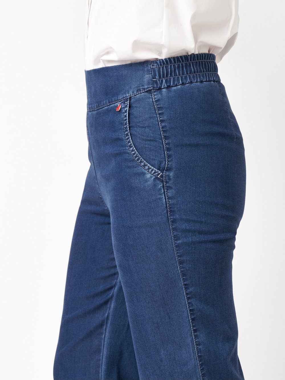 Damenjeans Scarlet 3/4 in mid blue, Weite 3/4-Hose, Detailansicht