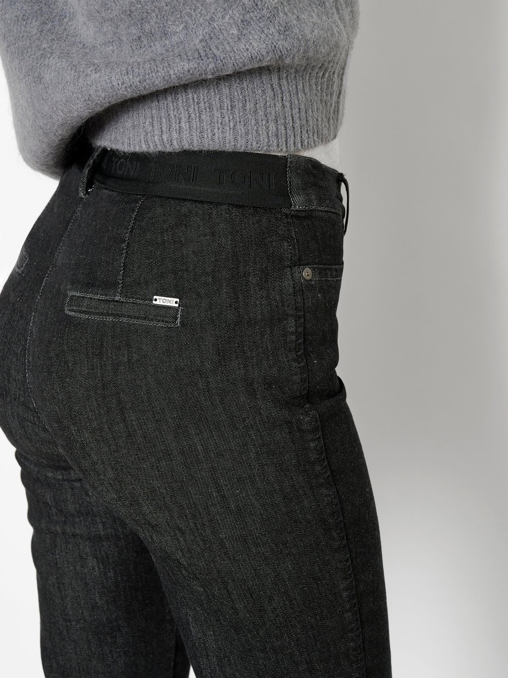 Damenjeans Jenny in Dunkelgrau, Smarte Jeans in 7/8-Laenge, zweite Detailansicht