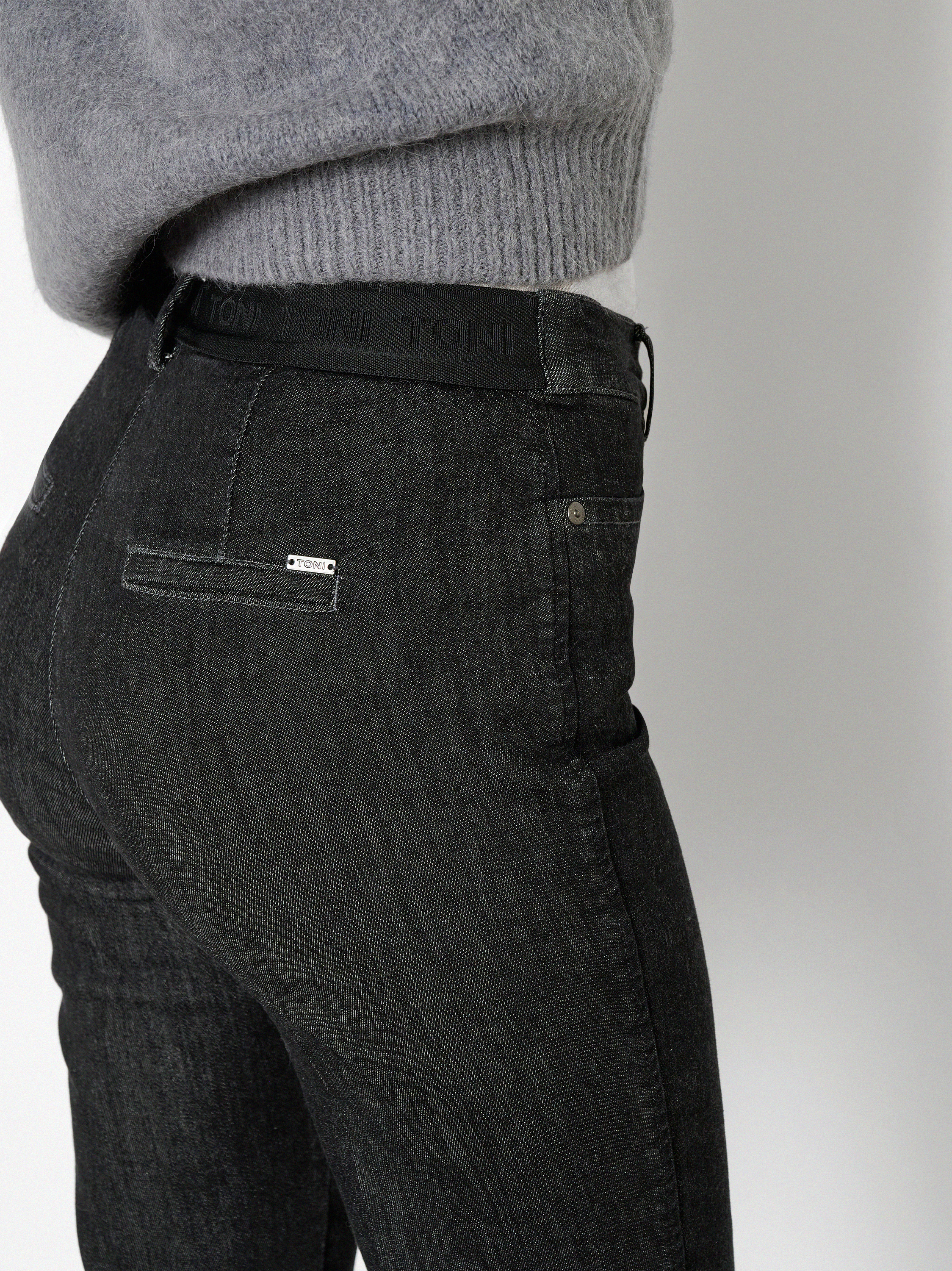 Damenjeans Jenny in Dunkelgrau, Smarte Jeans in 7/8-Laenge, zweite Detailansicht
