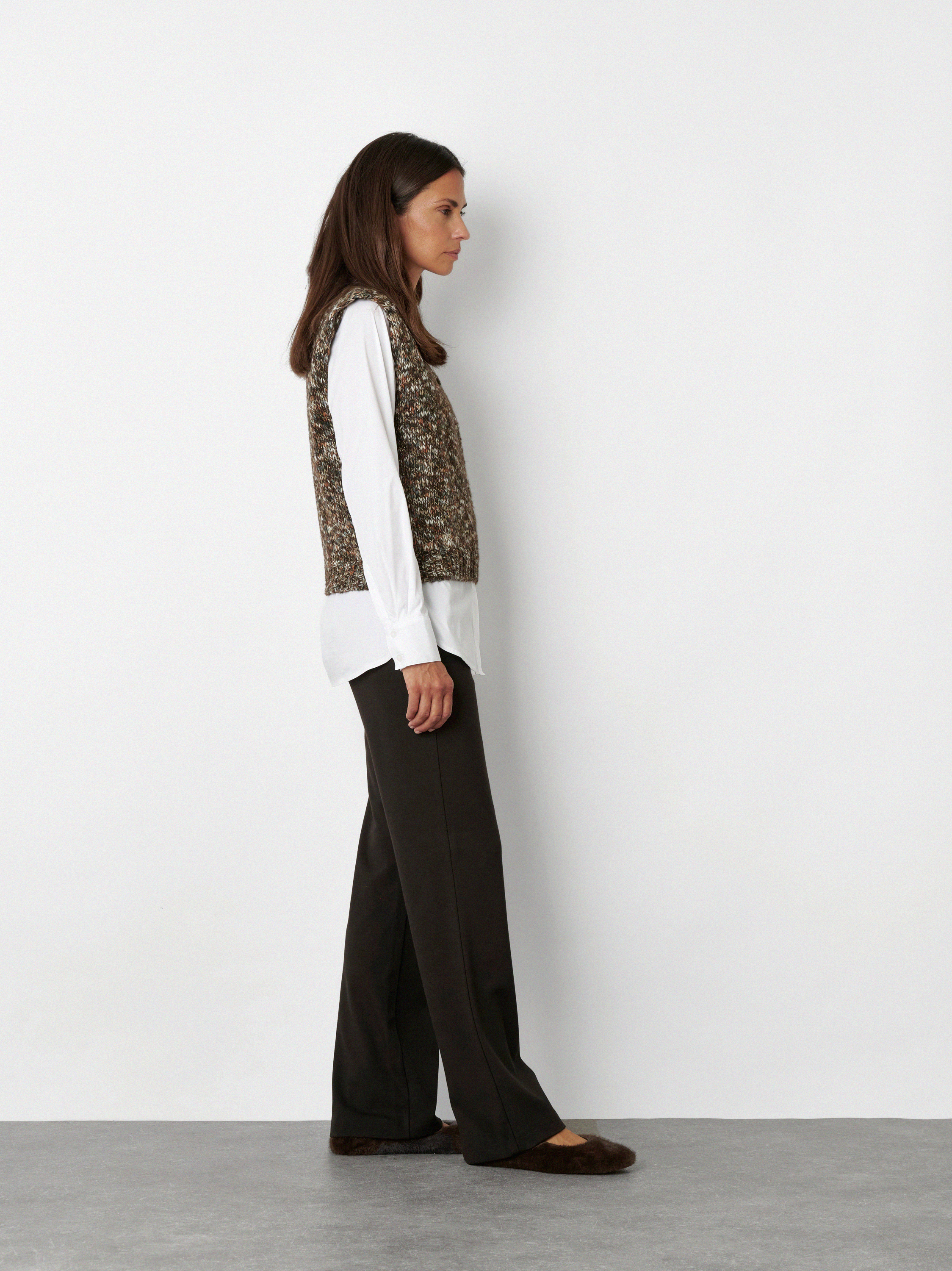Womens trousers Jenny Wide in Dark Brown, wide-leg jersey trousers, front view worn by model