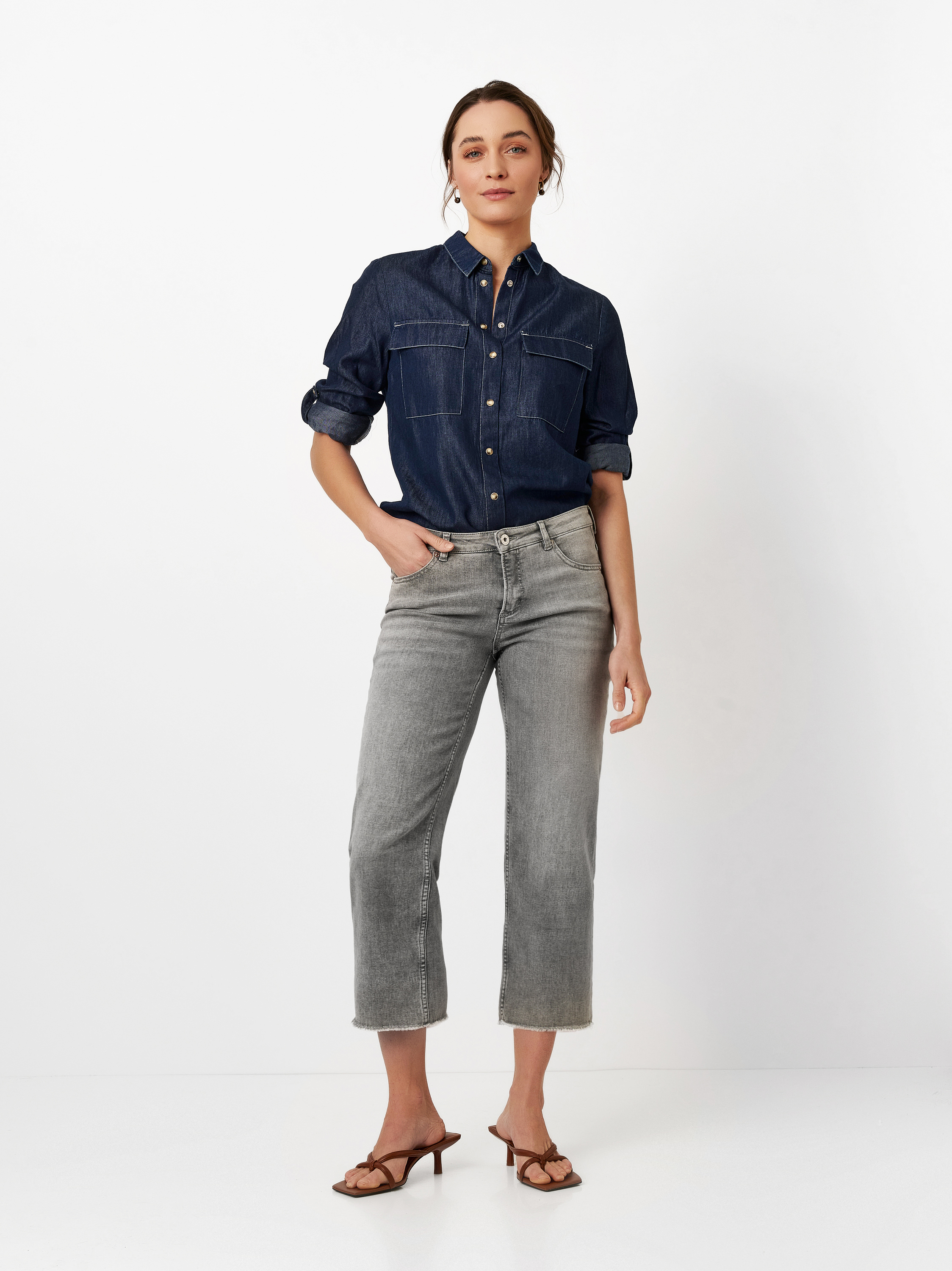 Jeans Ella grey Outfitansicht Jeans Ella grey Outfitansicht
