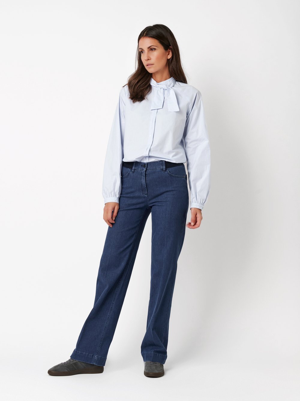 Bluse Bernice light blue Outfitansicht