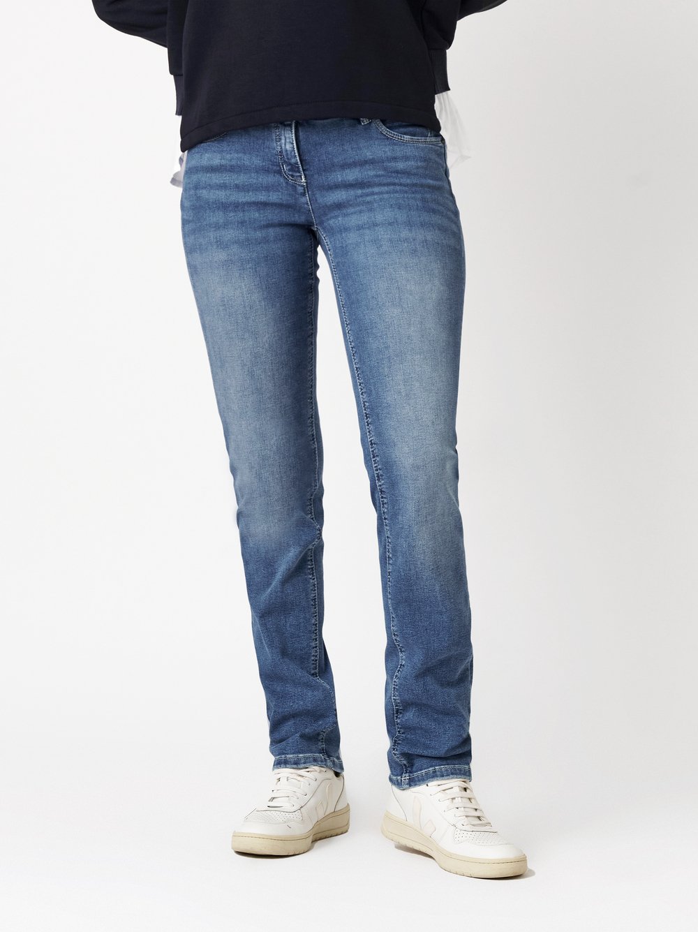 Jeans Perfect Shape blue front view
