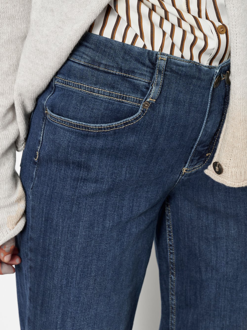 Damenjeans Liv Wide in Dark Blue, wide-Leg Jeans, Detailansicht