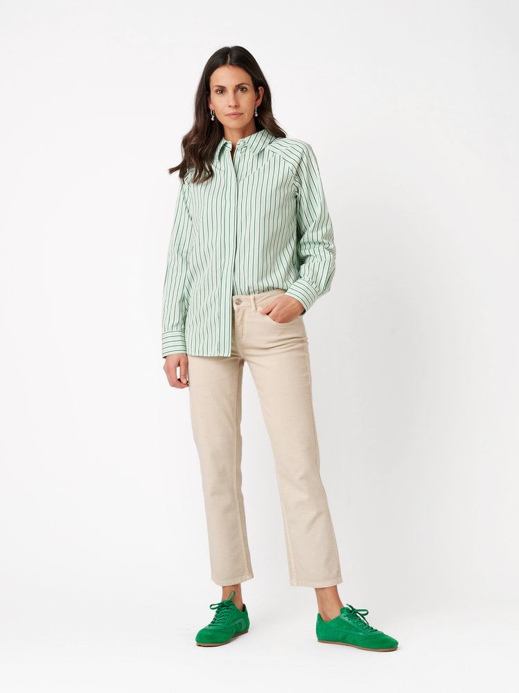 Damenjeans Ella 7/8 in beige, 7/8-Jeans aus softem Denim, Outfitansicht am Model