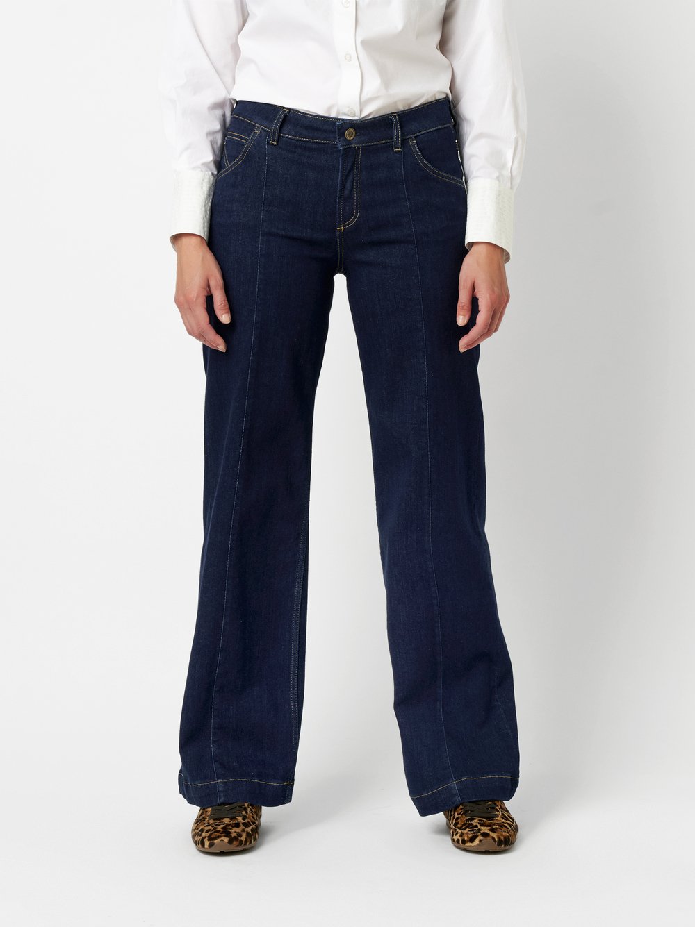 Jeans Ella dark blue Vorderansicht Jeans Ella dark blue Vorderansicht