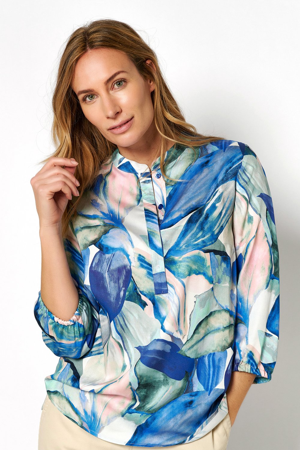 Pull-on blouse with nature print | Style »Alis« multicolour blue