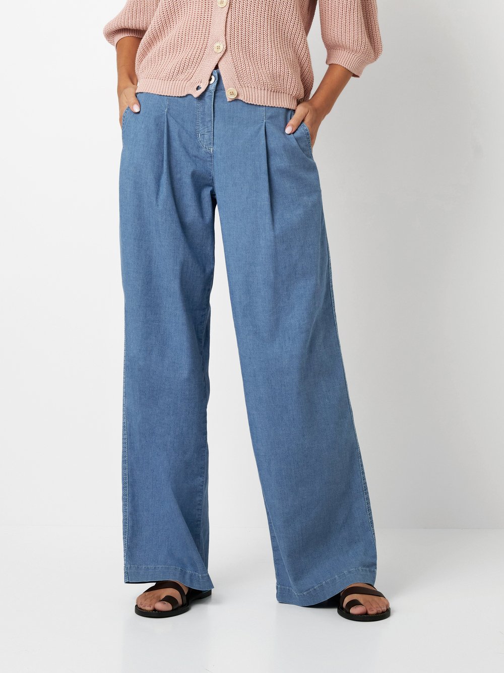 Jeans Luisa light blue Vorderansicht Jeans Luisa light blue Vorderansicht