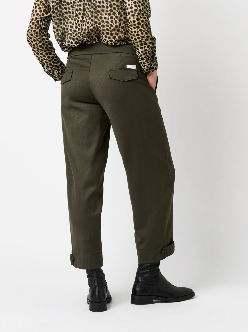 Hose Ella olive Rueckansicht Hose Ella olive Rueckansicht