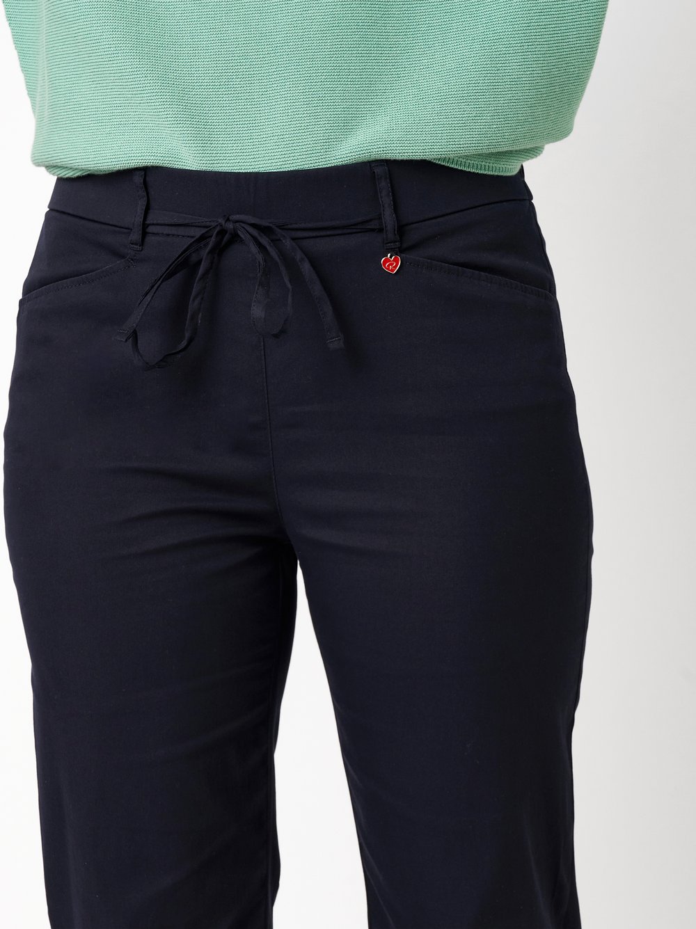 Damenhose Scarlet Wide 3/4 in dark blue, Weite 3/4-Hose, Detailansicht