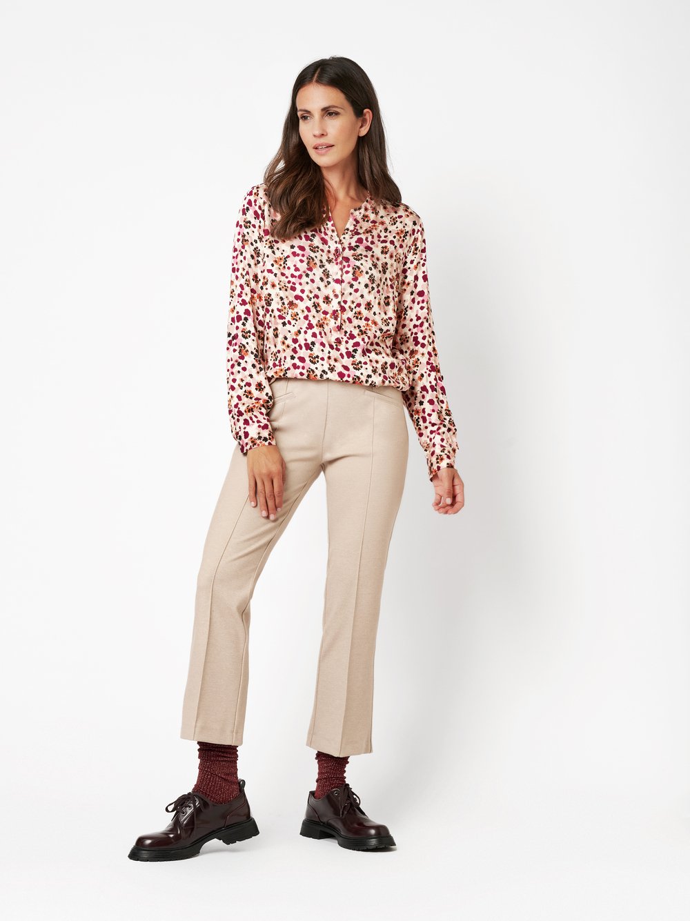 Hose Jenny beige Outfitansicht Hose Jenny beige Outfitansicht