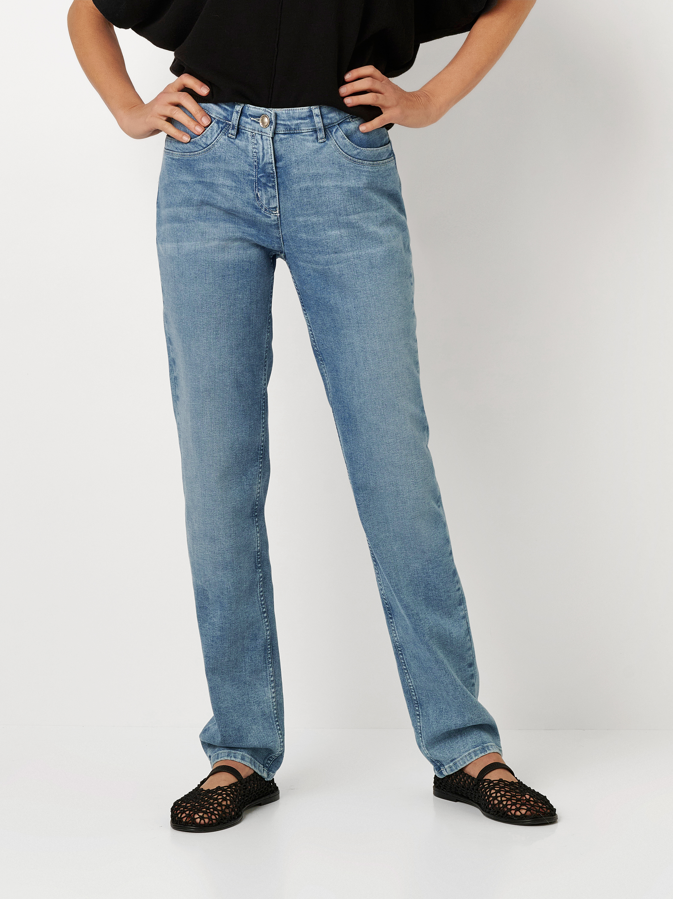 Jeans Perfect Shape light blue Vorderansicht Jeans Perfect Shape light blue Vorderansicht