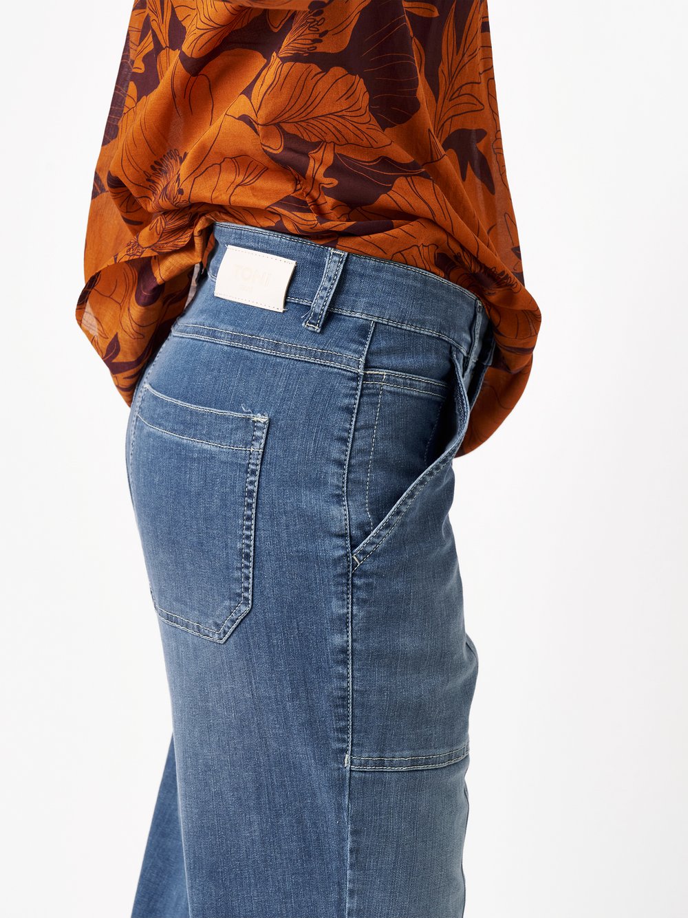 Damenjeans Liv 7/8 in blue, 7/8-Jeans mit markanten Teilungsnaehten, Detailansicht