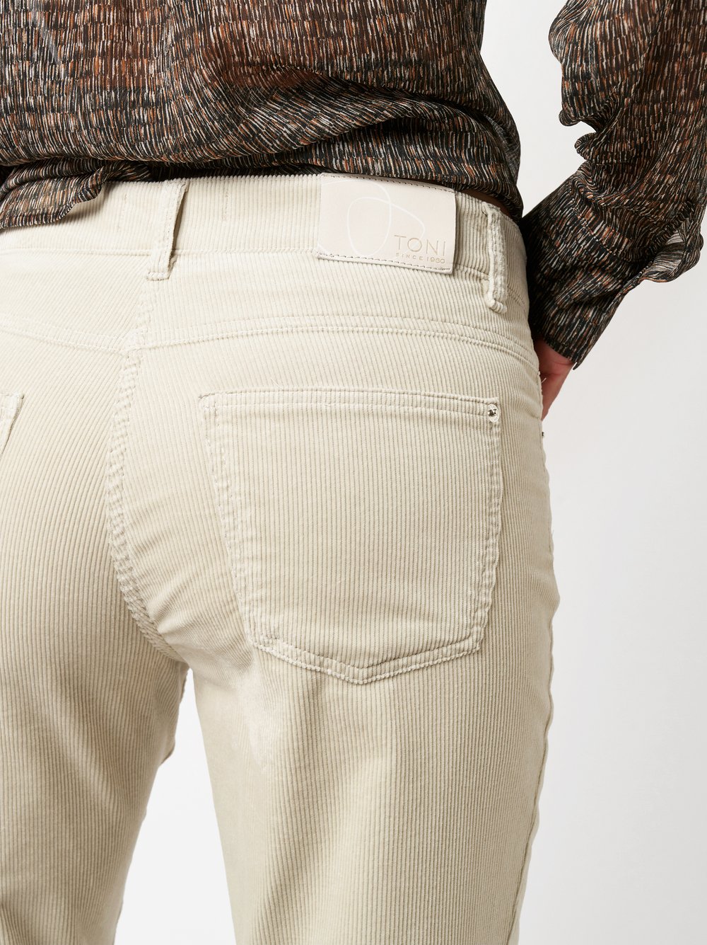 Hose Ella light beige Detailansicht Hose Ella light beige Detailansicht