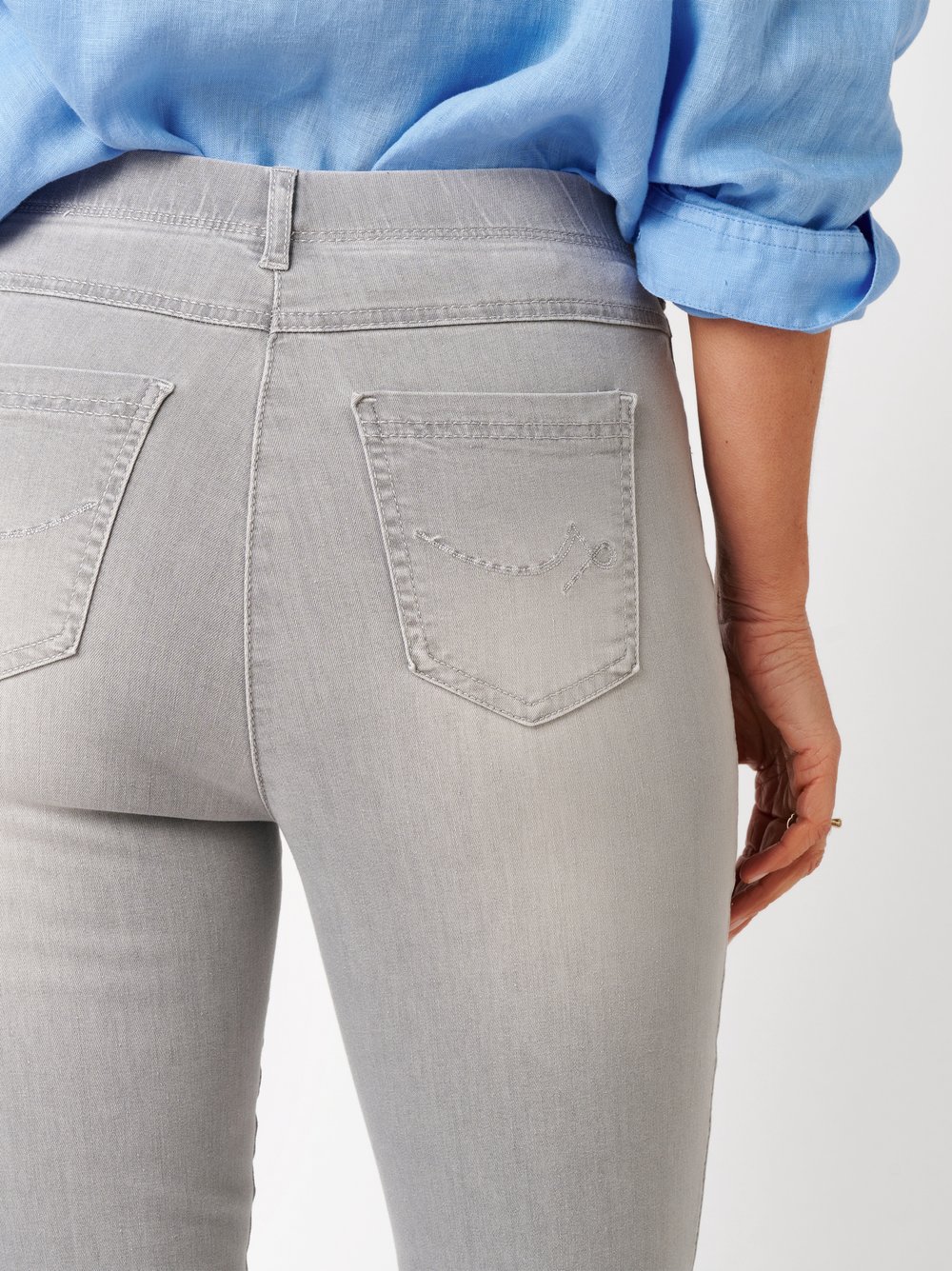 Damenjeans Meine beste Freundin Slim in grey, Leichte Slim-Fit Jeans, Detailansicht