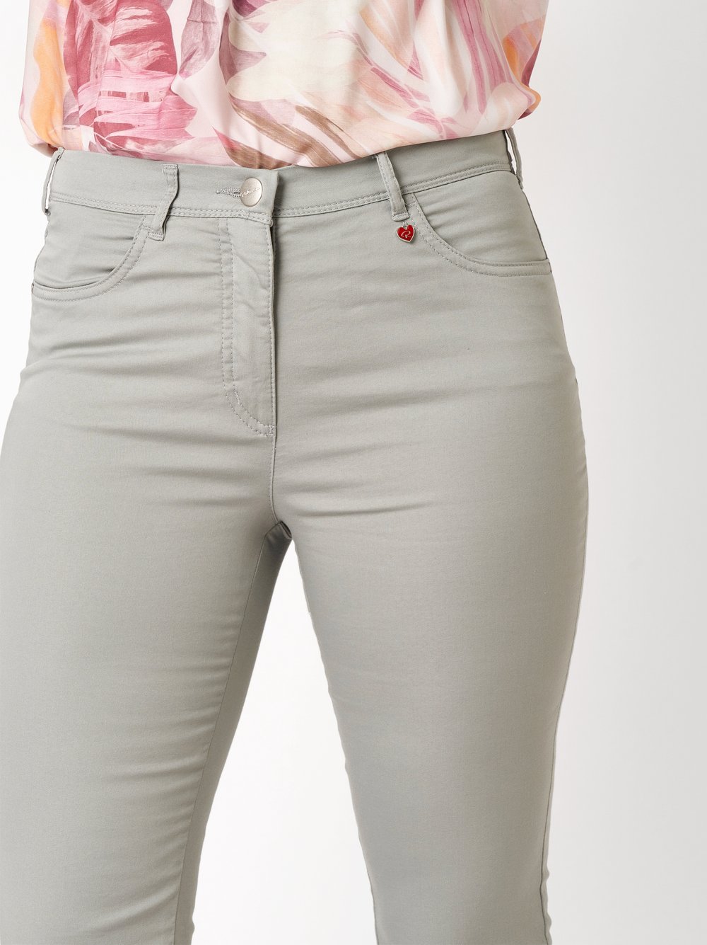 Damenhose Meine beste Freundin Capri in light khaki, Sommerliche Capri-Hose, Detailansicht