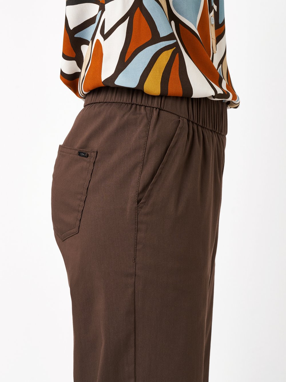 Damenhose Pia Wide in dark brown, Legere Sommerhose aus leichter Baumwolle, Detailansicht