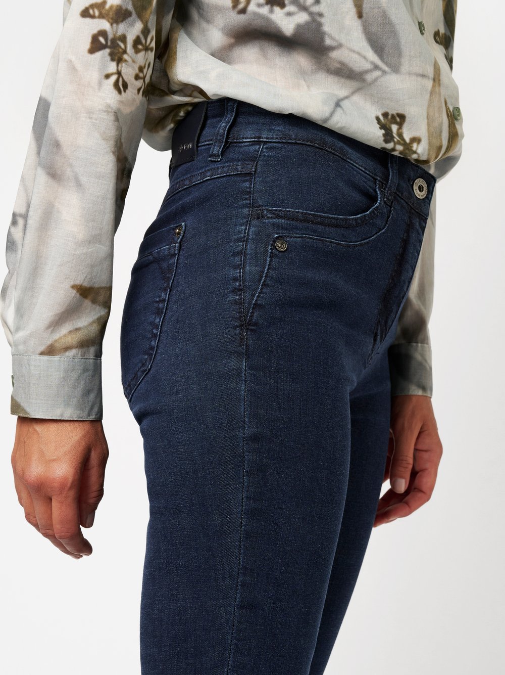 Jeans be loved dark blue Detailansicht