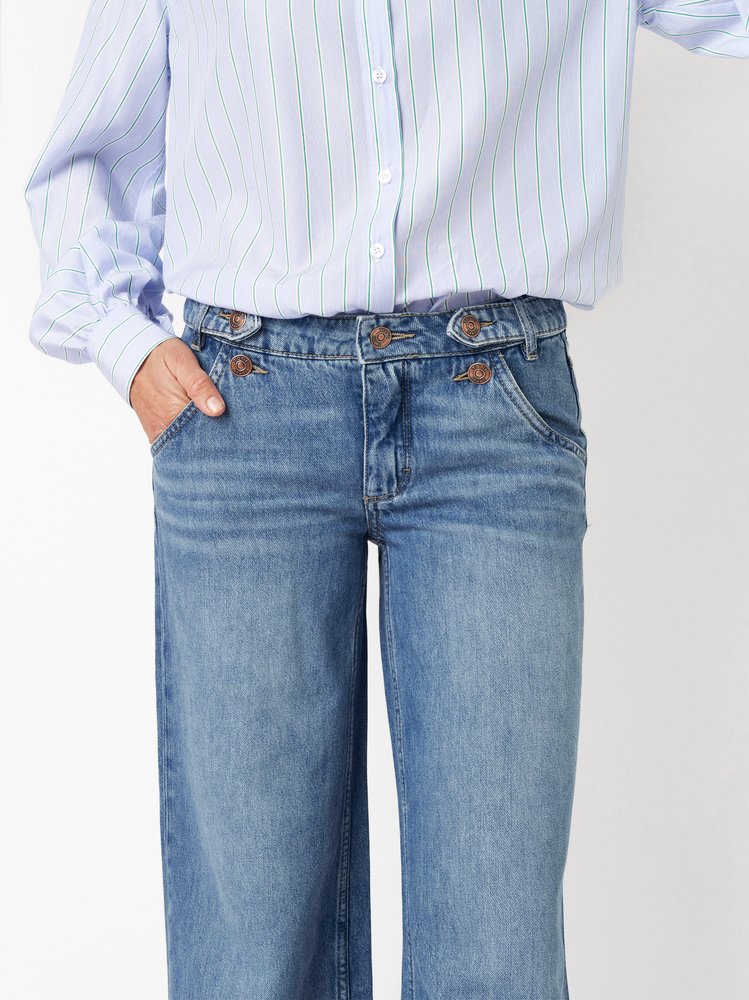 Damenjeans Ella Wide in blue, Wide Leg Jeans mit Knopfdetails, Detailansicht