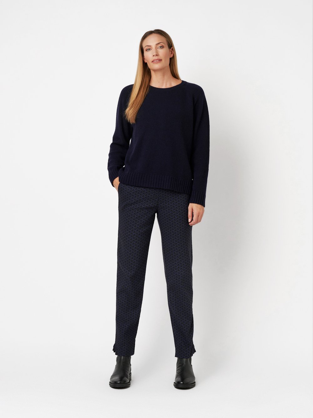 Hose Jenny blue/black Outfitansicht Hose Jenny blue/black Outfitansicht