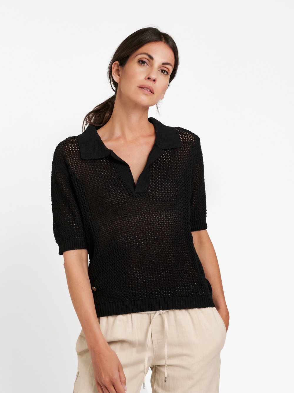 Kurzarmpulli aus Lochstrick | Style »Greta« black