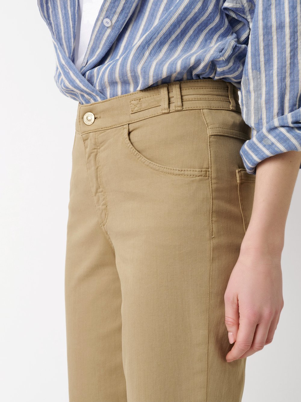 Damenjeans Liv 7/8 in light brown, 7/8-Jeans mit Bunddetail, Detailansicht