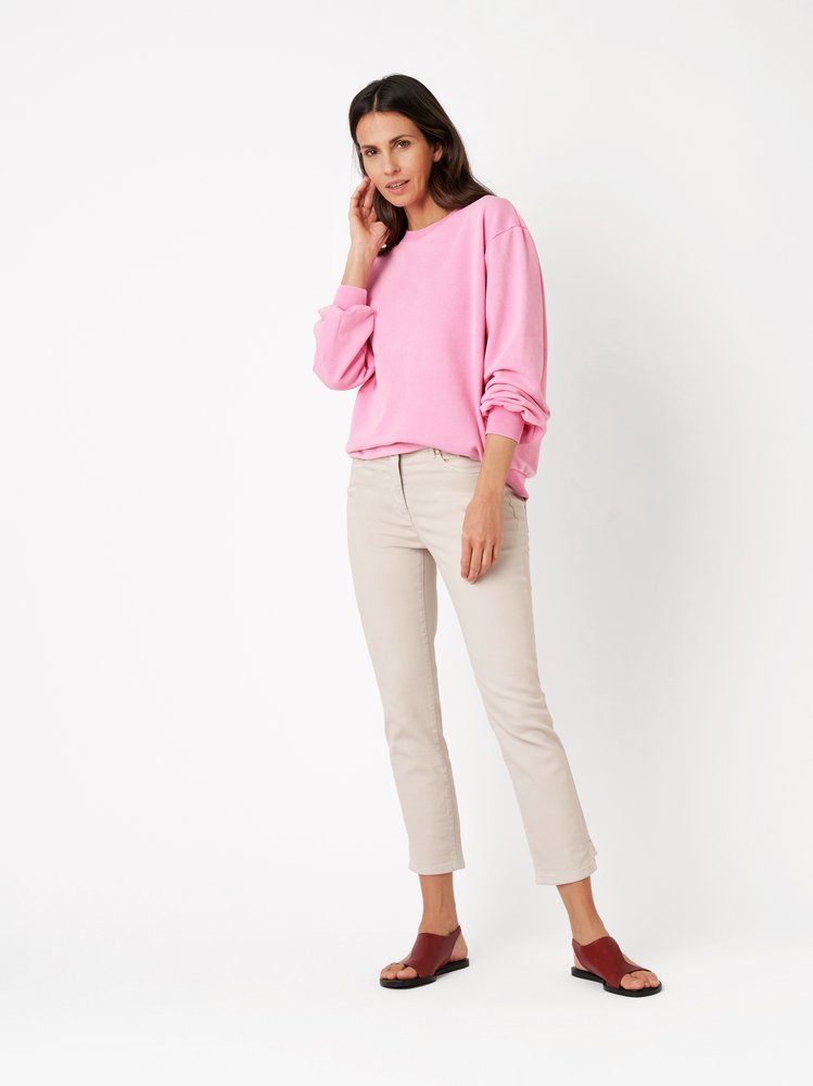 Damenjeans Be Loved 7/8 in beige, 7/8-Jeans aus leichtem Denim, Outfitansicht am Model