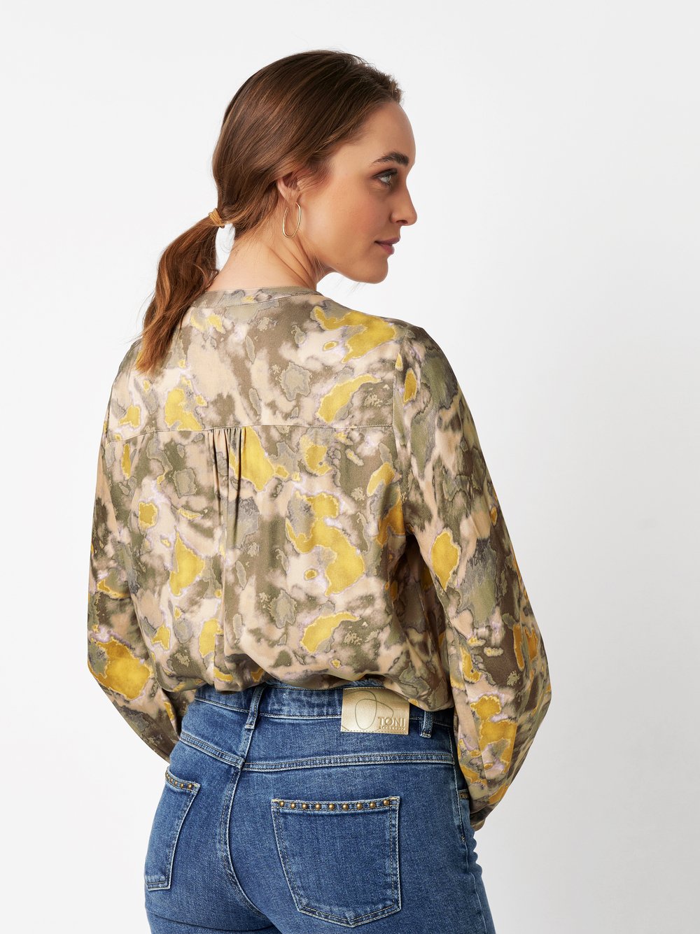 Bluse Bella multicolour khaki Rueckansicht Bluse Bella multicolour khaki Rueckansicht