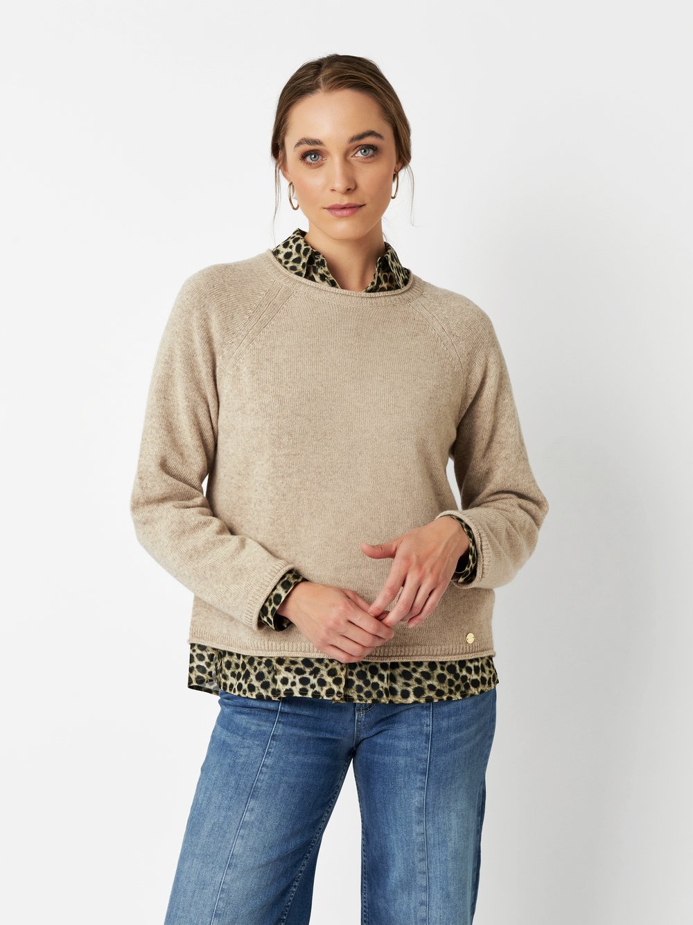 Sweater Gaia beige front view