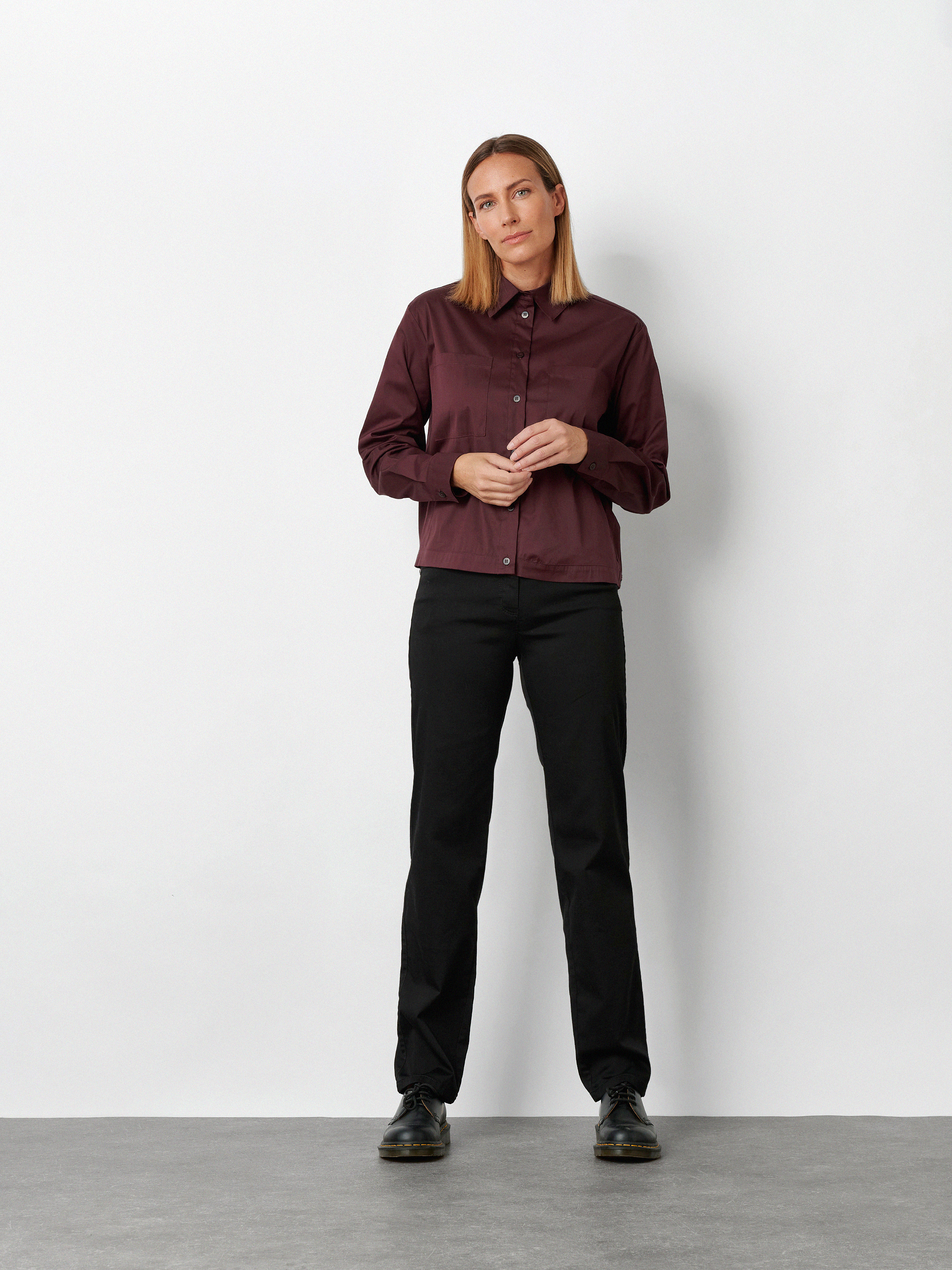 Womens trousers Honey in black, colourfast trousers, outfit view worn by model
