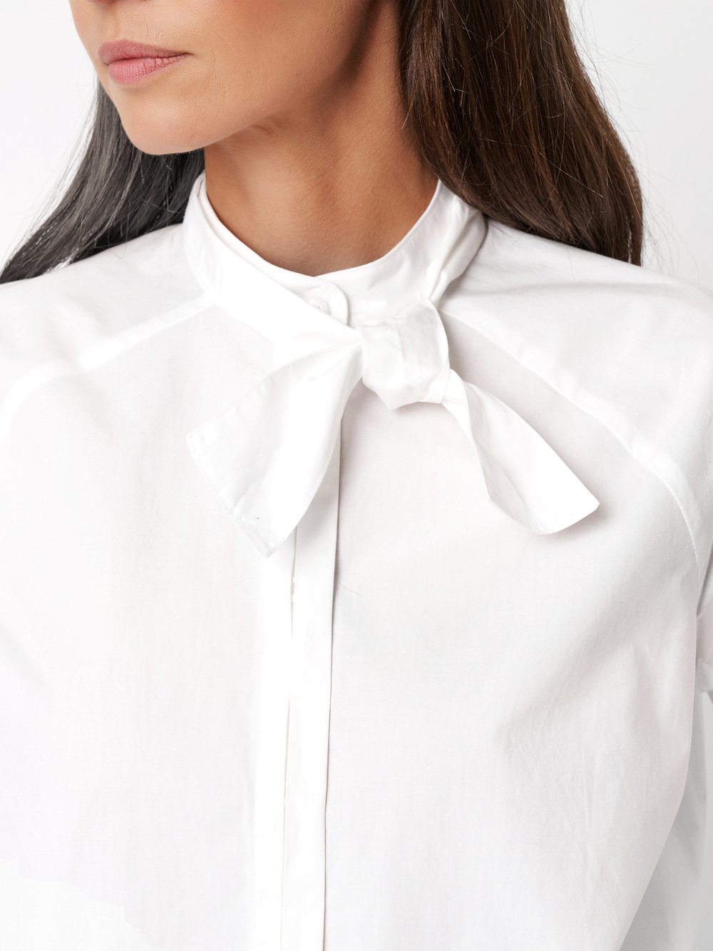 Bluse Bernice white Detailansicht