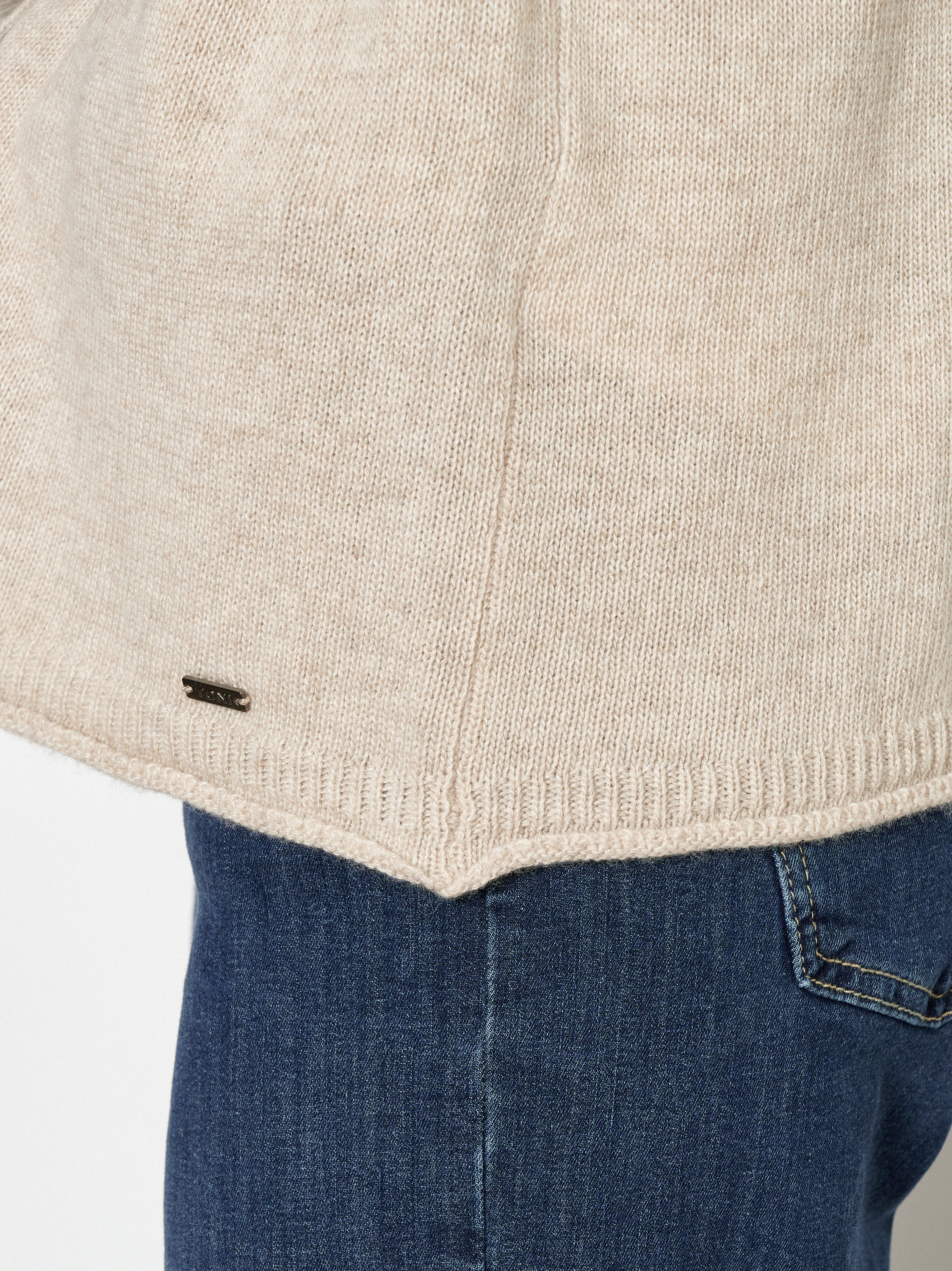 Damenstrickjacke Holy in Creme, Feinstrickcardigan mit Kaschmir, zweite Detailansicht
