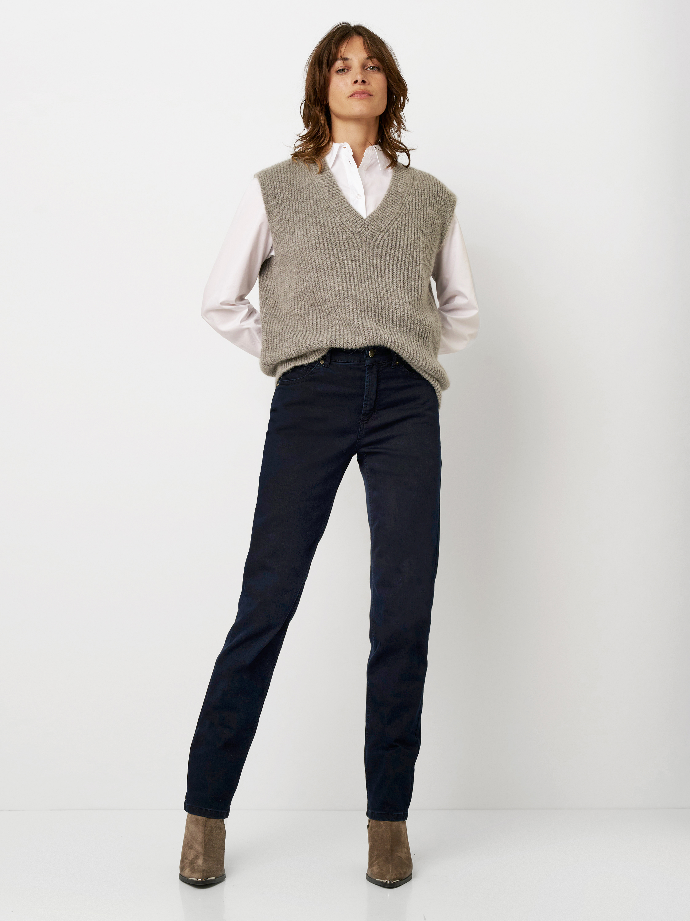 Jeans Liv dark blue Outfitansicht Jeans Liv dark blue Outfitansicht