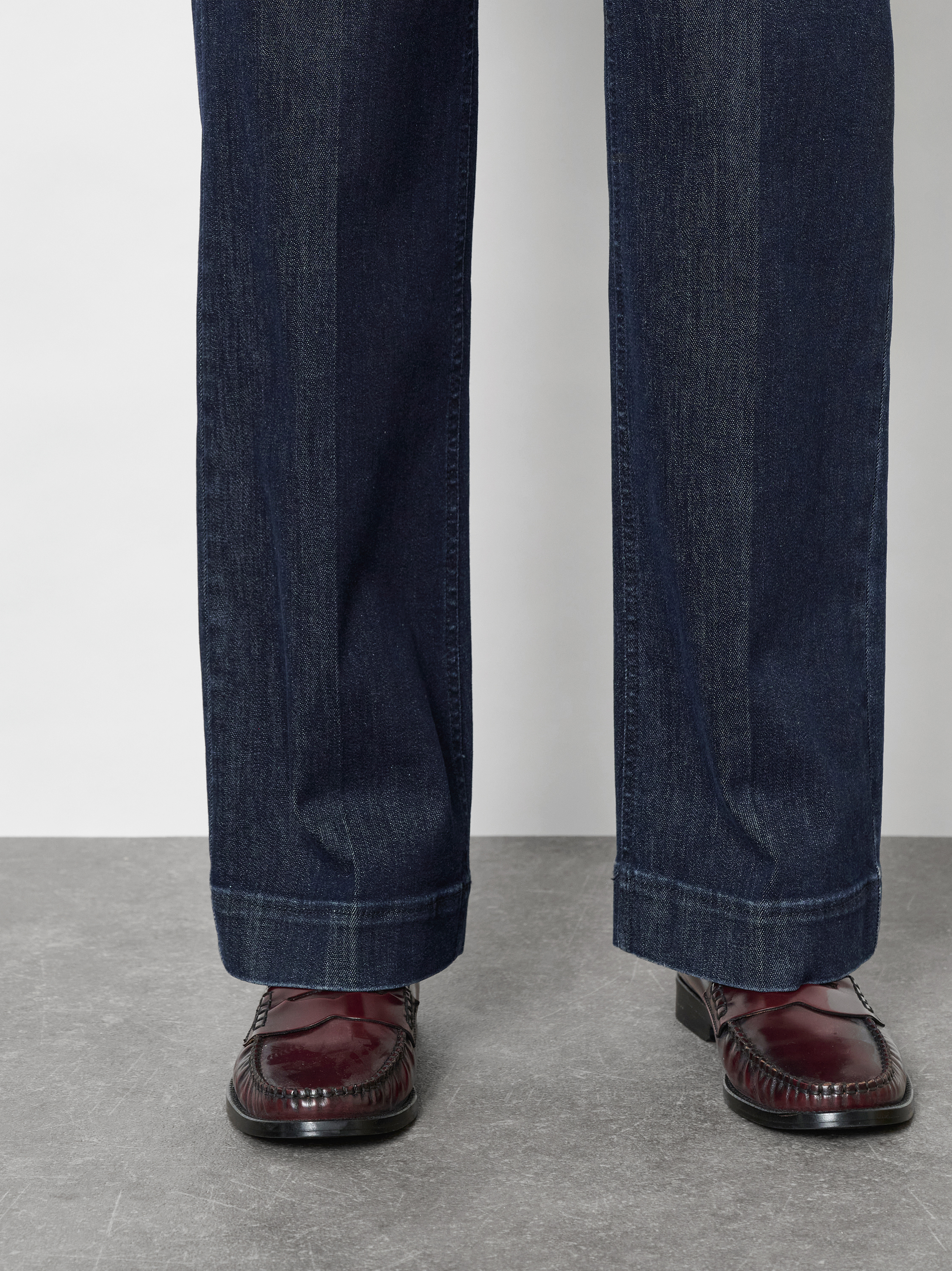 Damenhose Jenny Wide in Dark Blue, wide-Leg Jeans mit sportivem Bund, Detailansicht