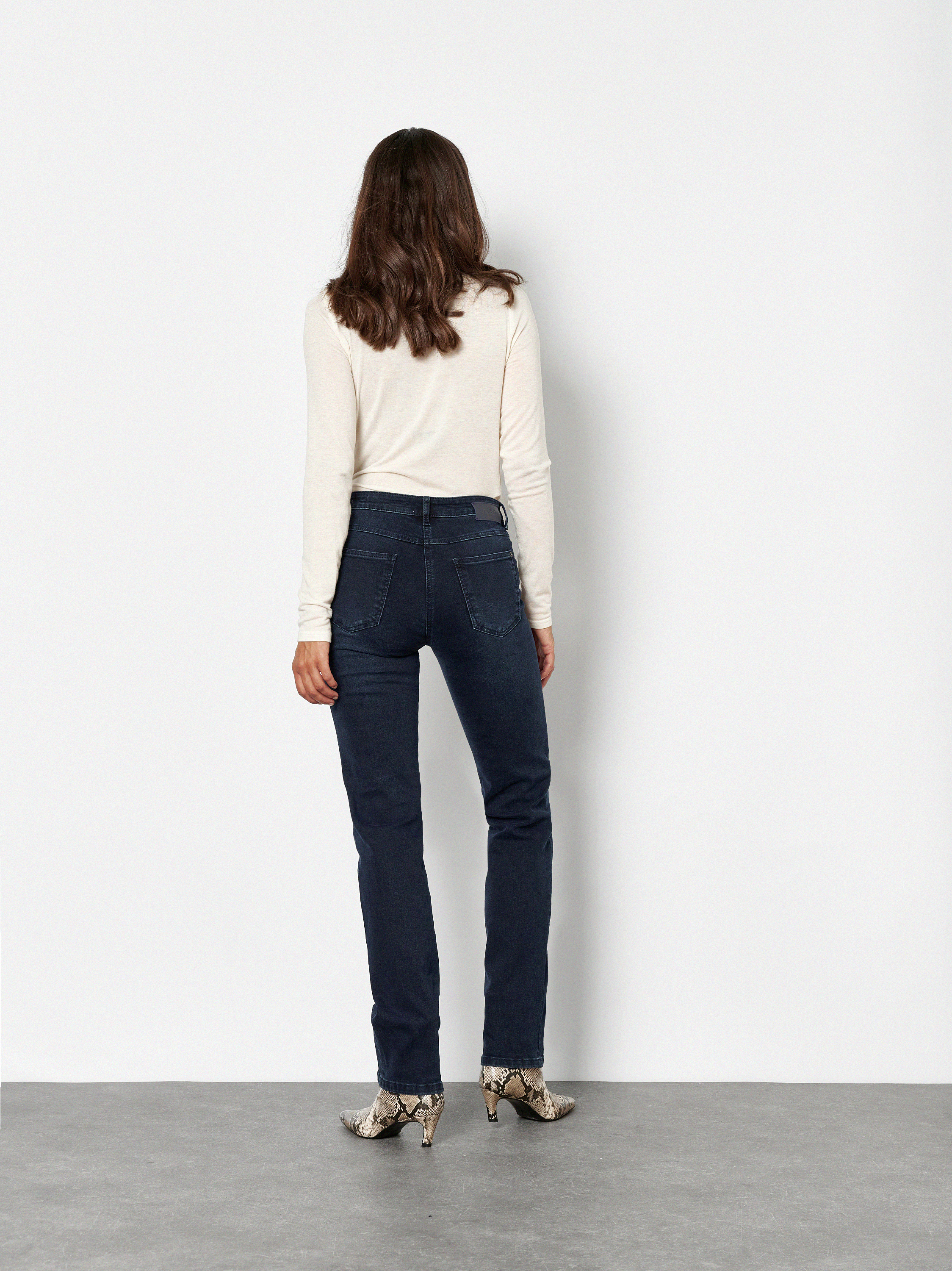 Womens shirt Danielle in Ecru, lightweight fine knit turtleneck, back view worn by model