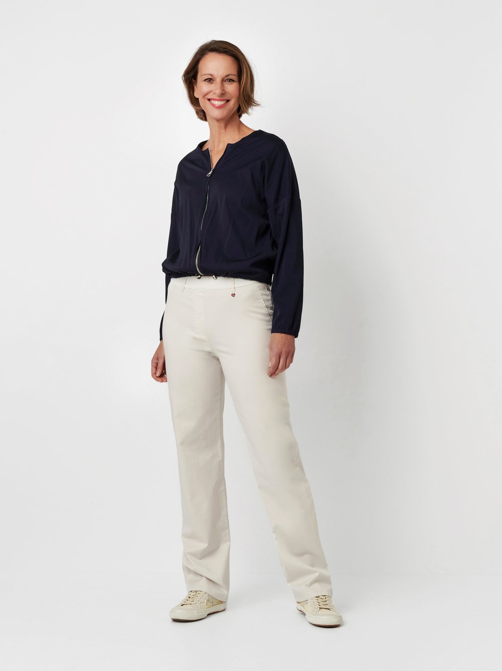 Hose Alice light sand Outfitansicht Hose Alice light sand Outfitansicht