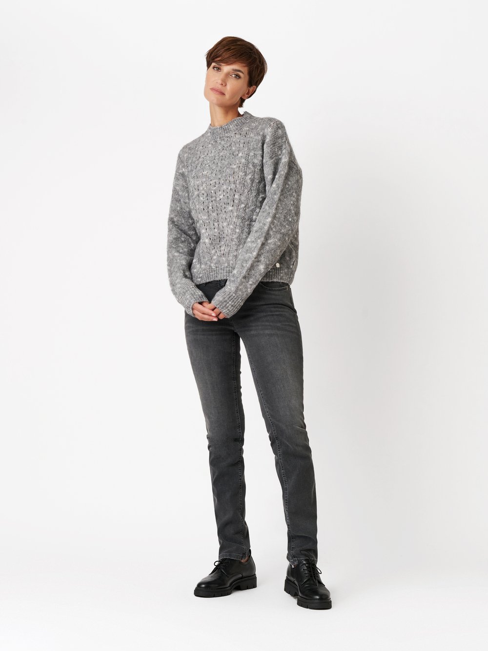 Jeans Perfect Shape grey outfit view