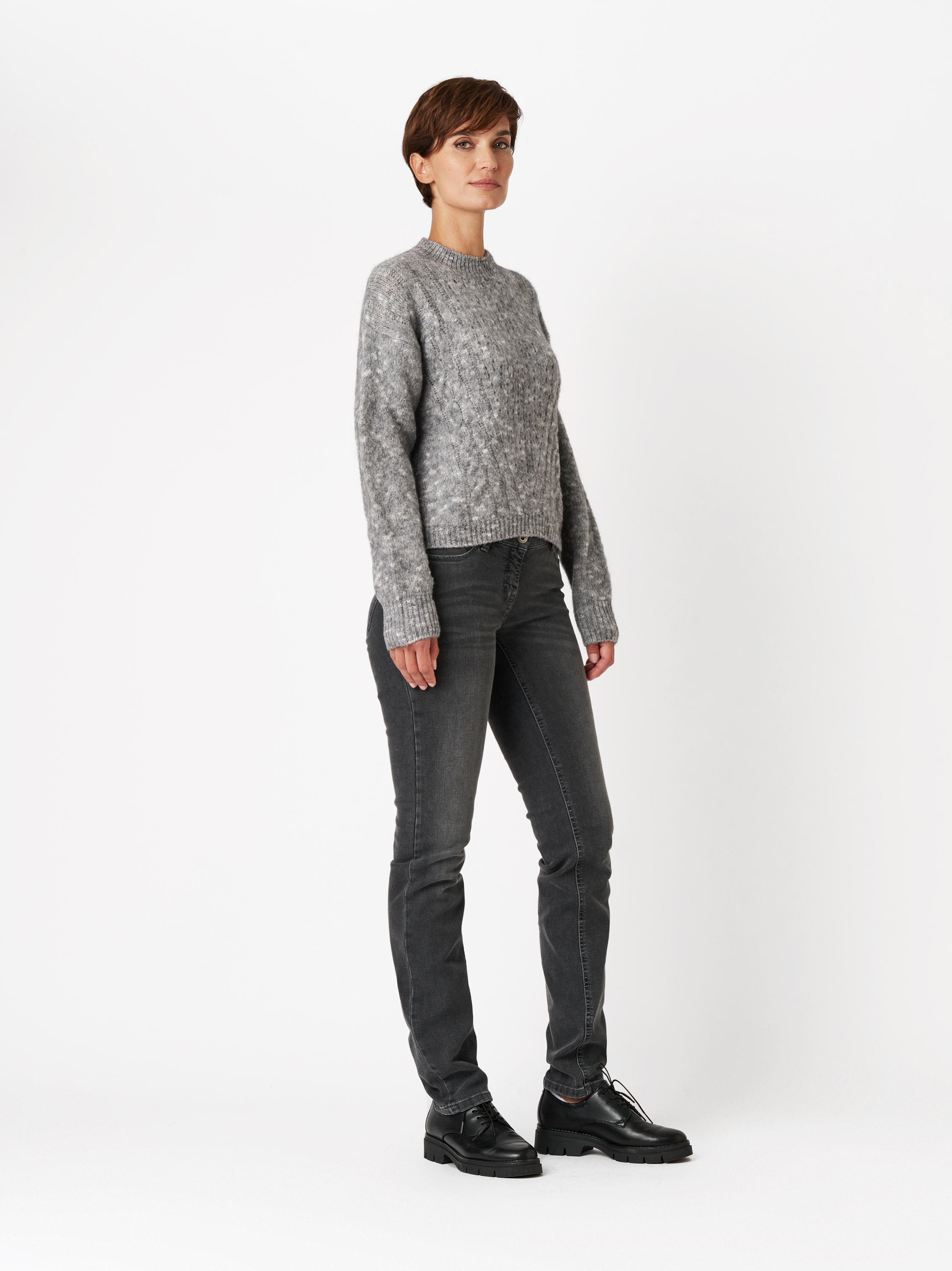 Jeans Perfect Shape grey Outfitansicht Jeans Perfect Shape grey Outfitansicht